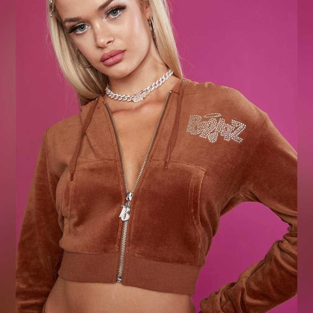 Bratz Women's Brown and Silver Cropped Sweatshirt